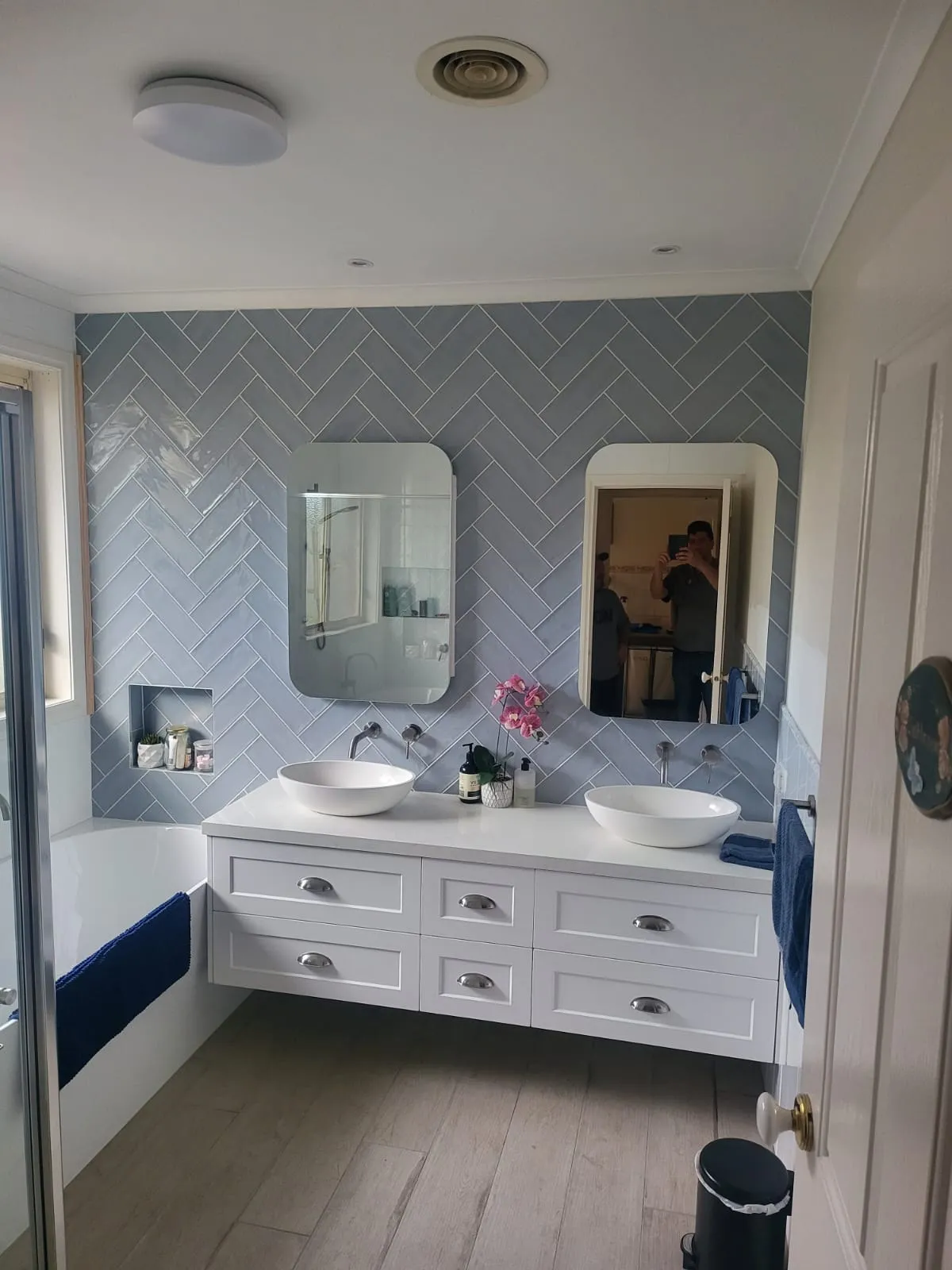 Bathroom accessories in the finished Keilor East bathroom